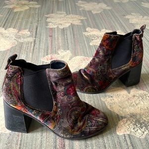 Velvet paisley high heel ankle boots W8.5